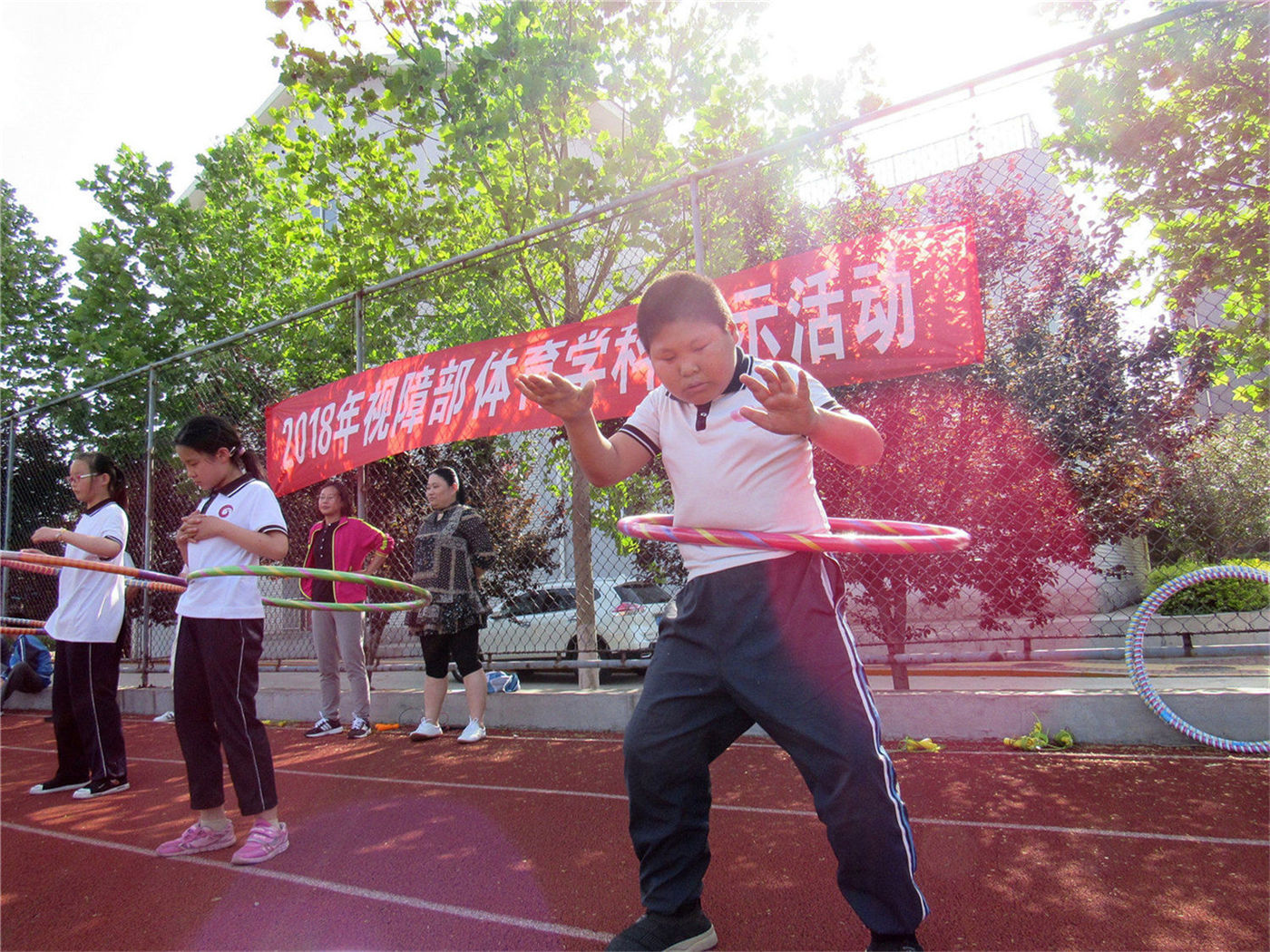 學(xué)科展示顯風(fēng)采，陽(yáng)光體育促成長(zhǎng)